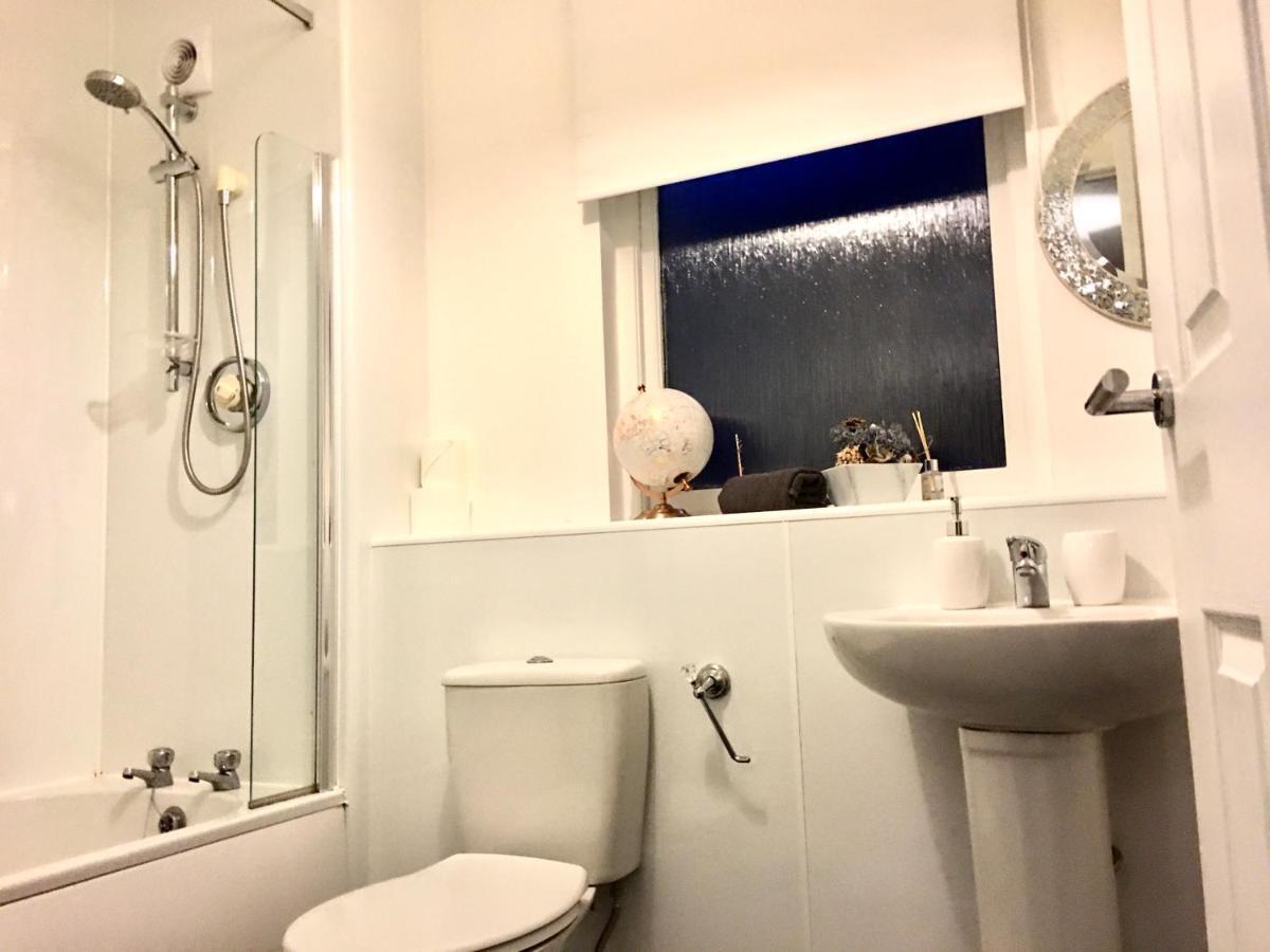 Central Spacious 2 Bedroom By Union Square Free Parking Aberdeen Zewnętrze zdjęcie